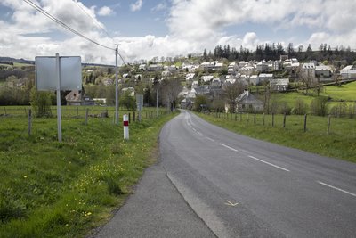 L'entrée est de Saint-Urcize