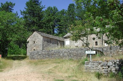 Hameau abandonné de la Chaumette