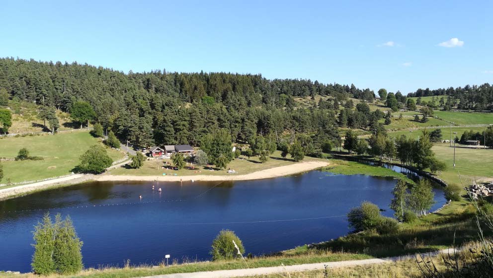 Le plan d'eau sur le ruisseau le Grandrieu