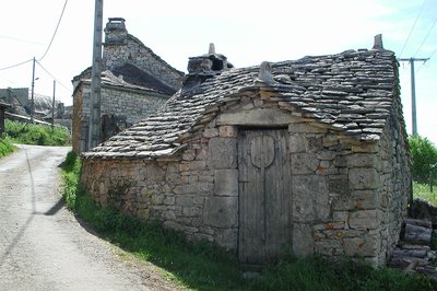 Four à pain du Falisson sur le Causse du Sauveterre