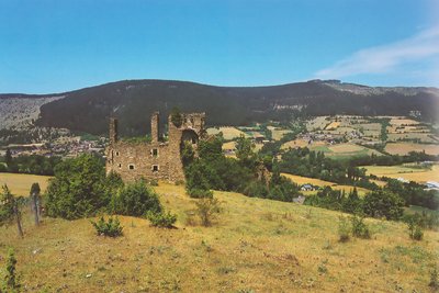 Ruines du château de Montialoux