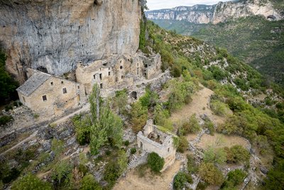 Village troglodytique de Saint-Marcellin.