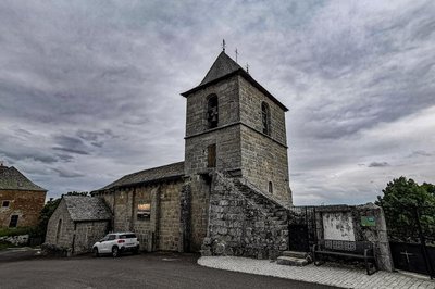 Eglise Saint-Saturnin de Recoules-d'Aubrac